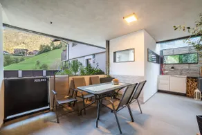 Apartamento 'Holzer's' con vistas a la montaña, terraza privada y Wi-Fi - Image 4
