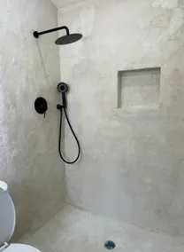 The Salon | Tiny with Style Vibes | Walkable Area - Image 4