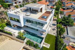 Superb Villa Meliora - Image 2