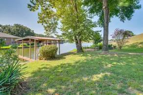 Waterfront Hot Springs Home w/ Dock & Porch! - Image 2