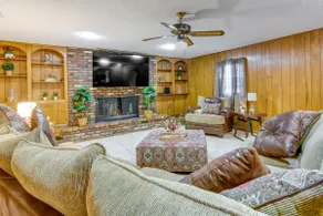 Spacious Little Rock Home w/ Patio - 9 Mi to Dtwn! - Image 3