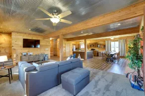Spacious Franklin County Retreat on 80 Acres! - Image 5