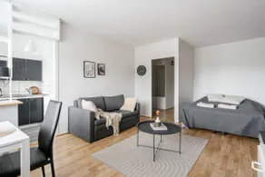 Comfy Downtown Studio at Prime Location - Image 3