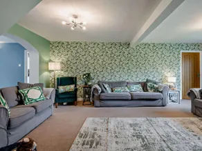 5 Bed in Wareham (oc-83036) - Image 4