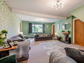 5 Bed in Wareham (oc-83036) - Image 3