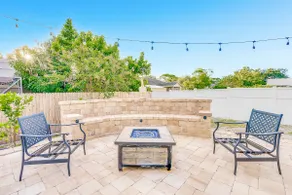 Heated Pool/Fire Pit-Coastal Cottage - Image 3