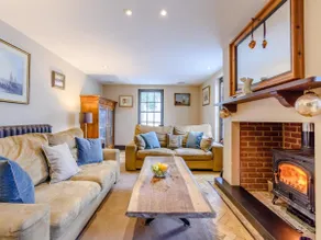 3 Bed in Faversham oc-78880 - Image 2