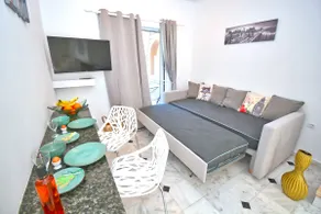 Apartamento 'Doliva Studio' com piscina privada, vista montanha, Wi-Fi e ar condicionado - Image 4