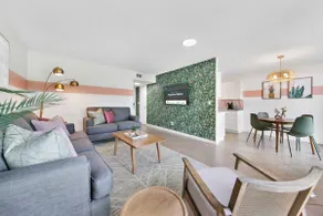 Paradise Palms - Chic Prime Spot w Pool - Image 2