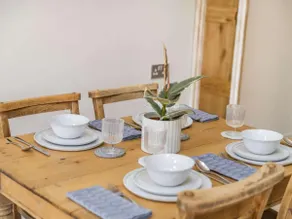 2 Bed in Blandford Forum (oc-88193) - Image 4