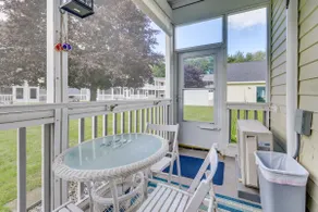 2 Mi to Drakes Island Beach: Condo w/ Porch! - Image 3