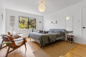Two Bedroom Home Near the Freeway for Easy Access - Image 3