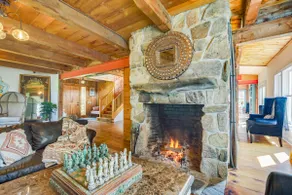 Luxe 14-acre Vermont Countryside Lodge! - Image 4