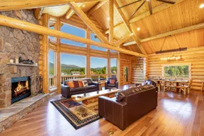 Humphreys Peak View Luxury Log Cabin - Image 4