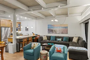Pelican 87: Beach Living at its Best - Image 2