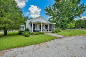 Spacious Retreat 10min from UA, Pet-Friendly - Image 5