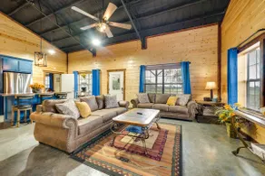 Pet-friendly Eagletown Home ~ 3 Mi to Kayaking! - Image 5
