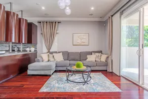 Regal 4 bed with hot tub close to Universal sleeps 15 - Image 4