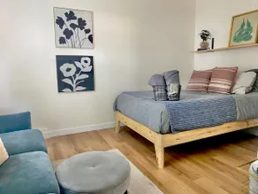 Casa Eleven | Walkable Area | East Austin Stay - Image 2