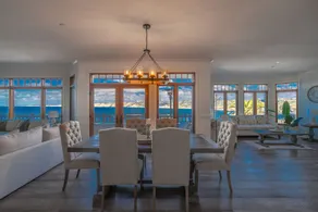 East Cliff Beachfront Bliss at La Jolla Cove - Image 3