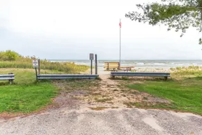 Quaint Cabin: Charming 3BR Cabin Near Lake Huron - Image 5