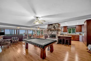 Beach House On Lake Huron:Hammond Bay Fall Getaway - Image 3