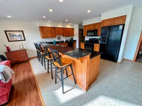 SH1 Spacious Bretton Woods Retreat, AC and Views! - Image 4