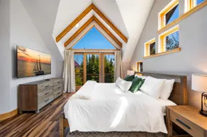 Modern Chalet With Stunning Forest Views - Image 3