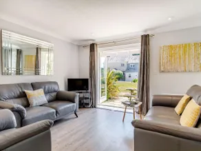 Alojamiento de 3 habitaciones en Falmouth - Image 3