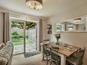 4 Bed in Cheltenham oc-62039 - Image 3