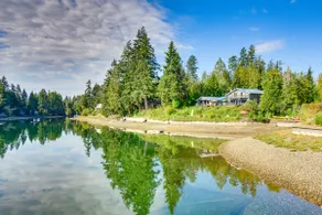 Waterfront Allyn Retreat w/ Guest House & Beach! - Image 2