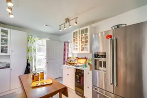 Spacious & Secluded Shook Home w/ Private Hot Tub! - Image 4