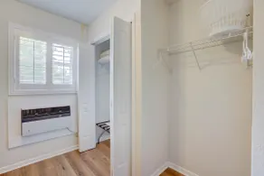 Cozy Suite- Kitchenette, Free Parking - Room 0 - Image 3