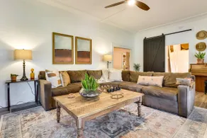 Fire Pit & Yard: Updated Winter Garden Home! - Image 5