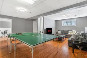 Fun & Cozy Retreat: Nature & Games - Image 4
