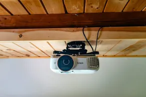 Stratton Mountain Escape w Hot Tub|Deck|Projector - Image 5