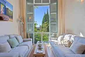 Castle Views! Downtown Home with Pool - Image 5
