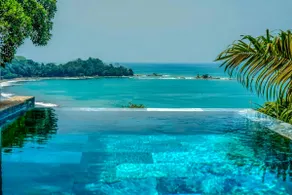 2BR ocean-view home near beach with private pool - Image 2