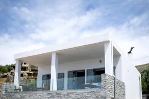 Seaview Villa in Nimporio - Image 2