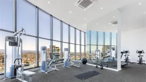Steps to beach with Gym & Sauna Room - Image 5