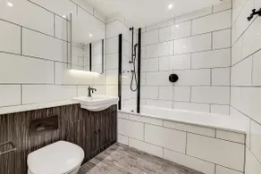 Stylish Loft Style 2BR at Ferrum Wembley - Image 5