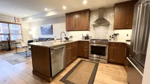 Mountain Getaway - Steps away from Main Street! - Image 5
