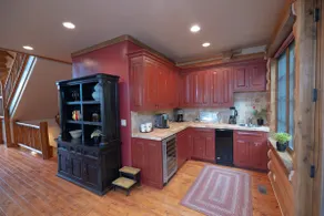 Mayfly Cabin 4 Bedroom w/Hot Tub & A/C All Kings - Image 5