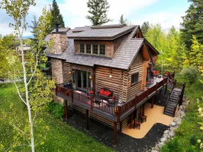 Mayfly Cabin 4 Bedroom w/Hot Tub & A/C All Kings - Image 2