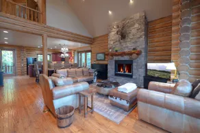 Mayfly Cabin 4 Bedroom w/Hot Tub & A/C All Kings - Image 4