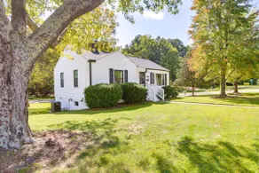 Charming Greensboro Home - 2 Mi to Downtown! - Image 3