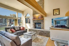 Cozy Colorado Retreat w/ Deck, Grill & Pool Access - Image 4