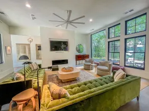 The Birch Bower: Luxury Lakefront Home - Image 5