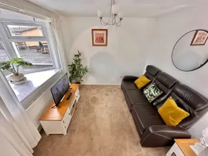 Semi-detached chalet at Maryville Caravan Site - Uddingston, Glasgow - Image 2