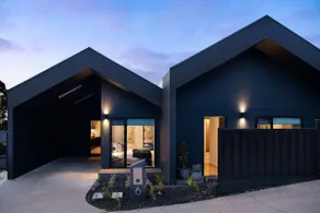 Maison Noire- stunning Scandinavian design - Image 3